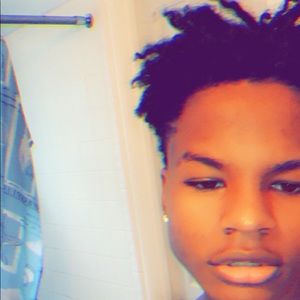 Meet your Posher, Addison